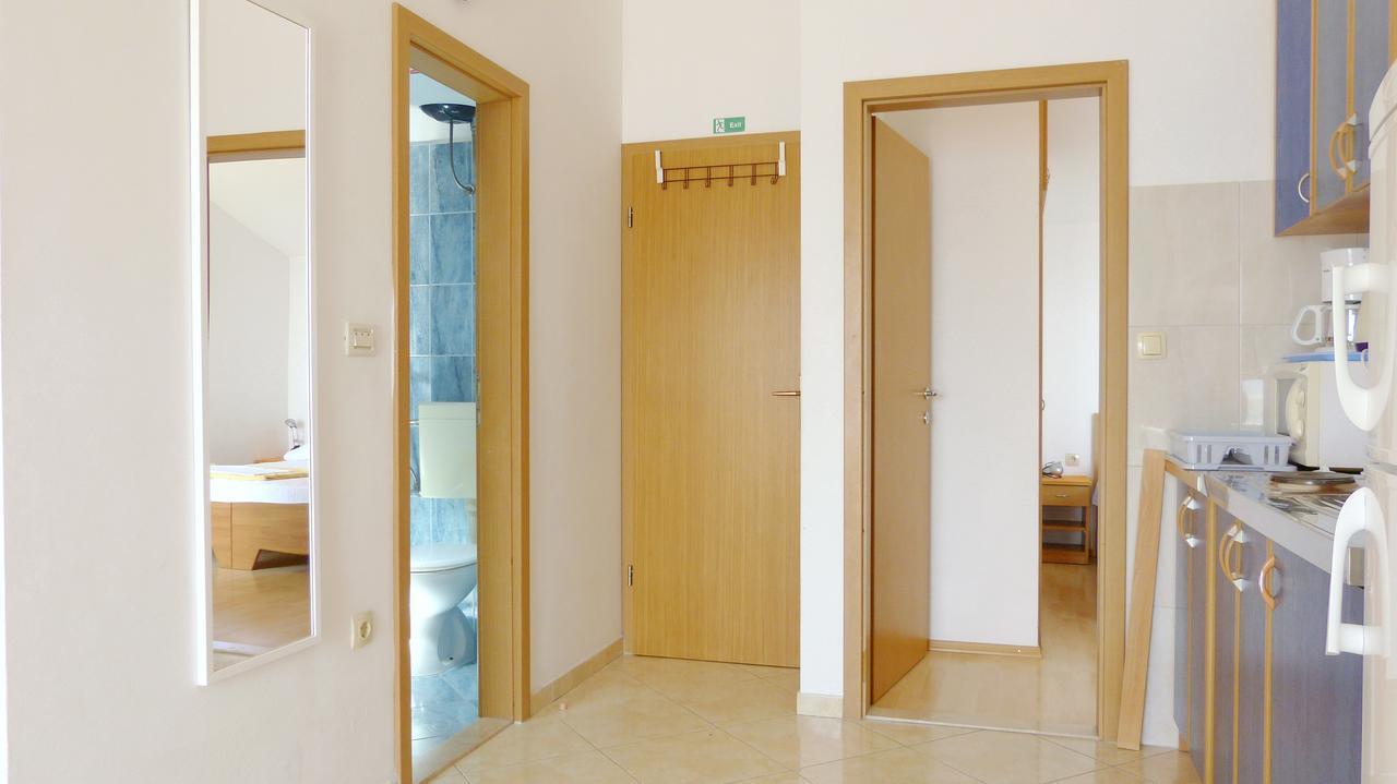 Beach Front Apartments Balica Rat Omis Ngoại thất bức ảnh