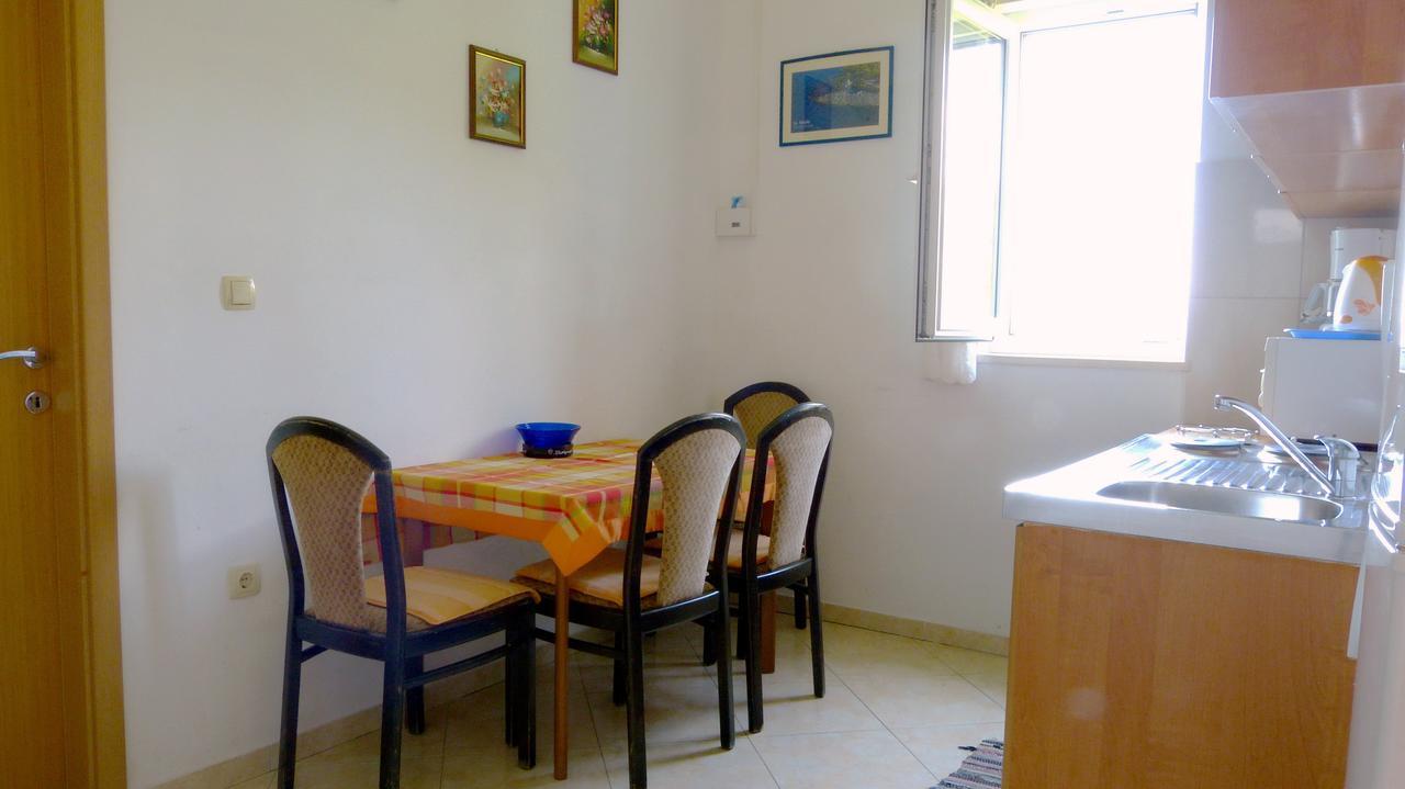 Beach Front Apartments Balica Rat Omis Ngoại thất bức ảnh