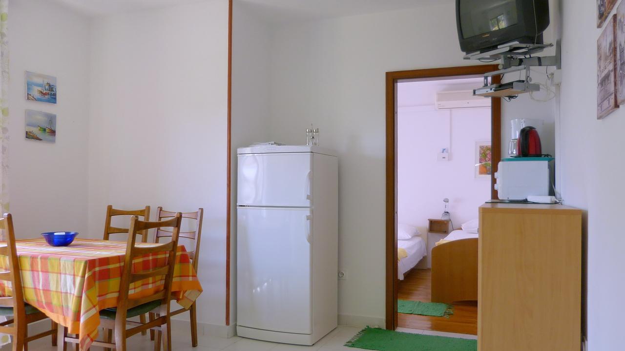 Beach Front Apartments Balica Rat Omis Ngoại thất bức ảnh