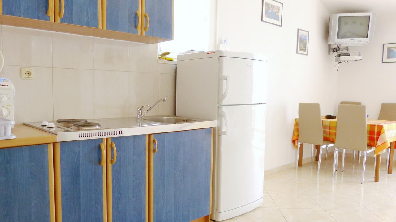 Beach Front Apartments Balica Rat Omis Ngoại thất bức ảnh